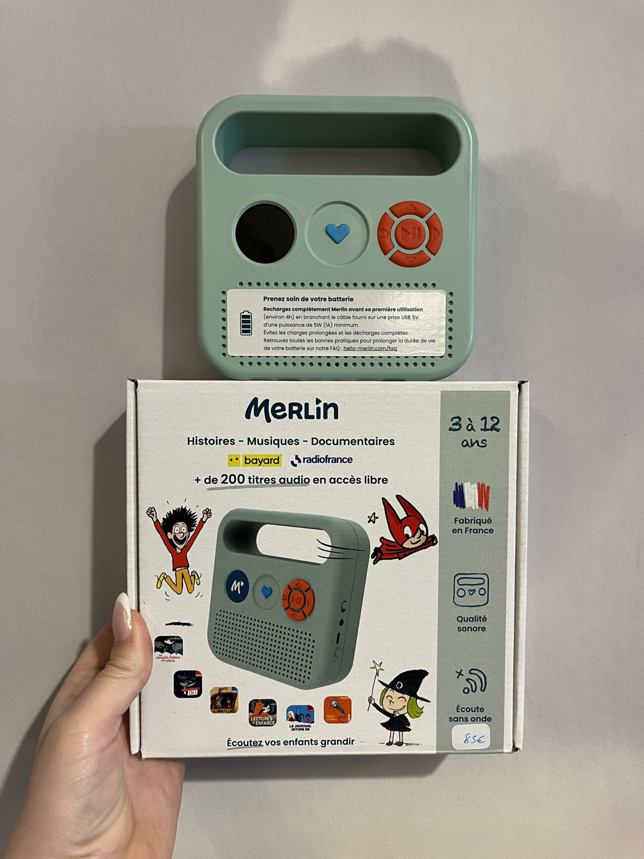 Enceinte Merlin boîte à histoires Juliette en Salopette