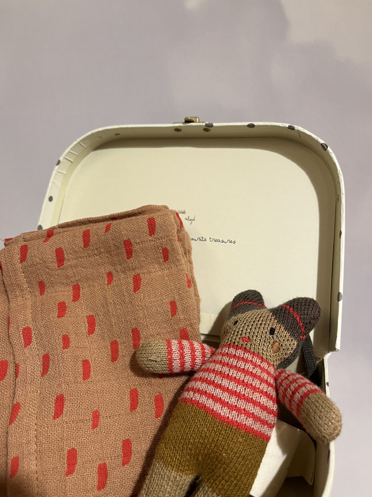 Mini Valise Tirelire Cadeau - Caisse à Monnaie Voyage - Pour économiser Pour Les Vacances - 2 Coloris (jaune & Bleu) - Idée Cadeau Originale