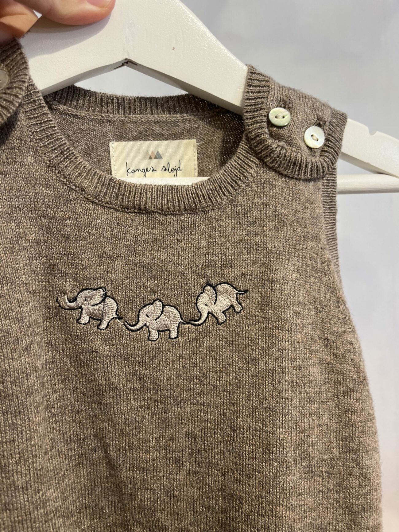 Combinaison en laine et broderies – Image 2