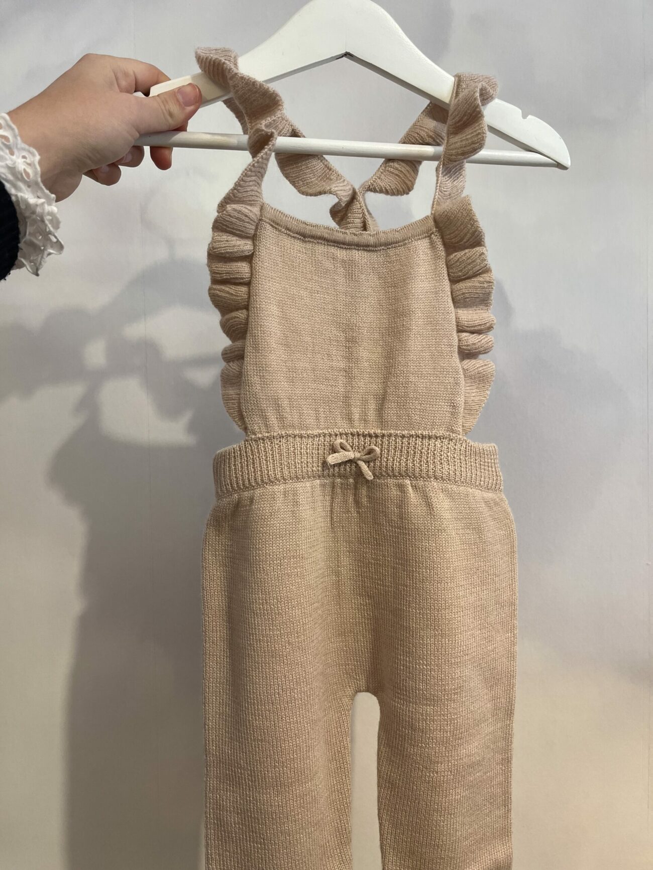 Salopette en laine rose pâle Lililotte