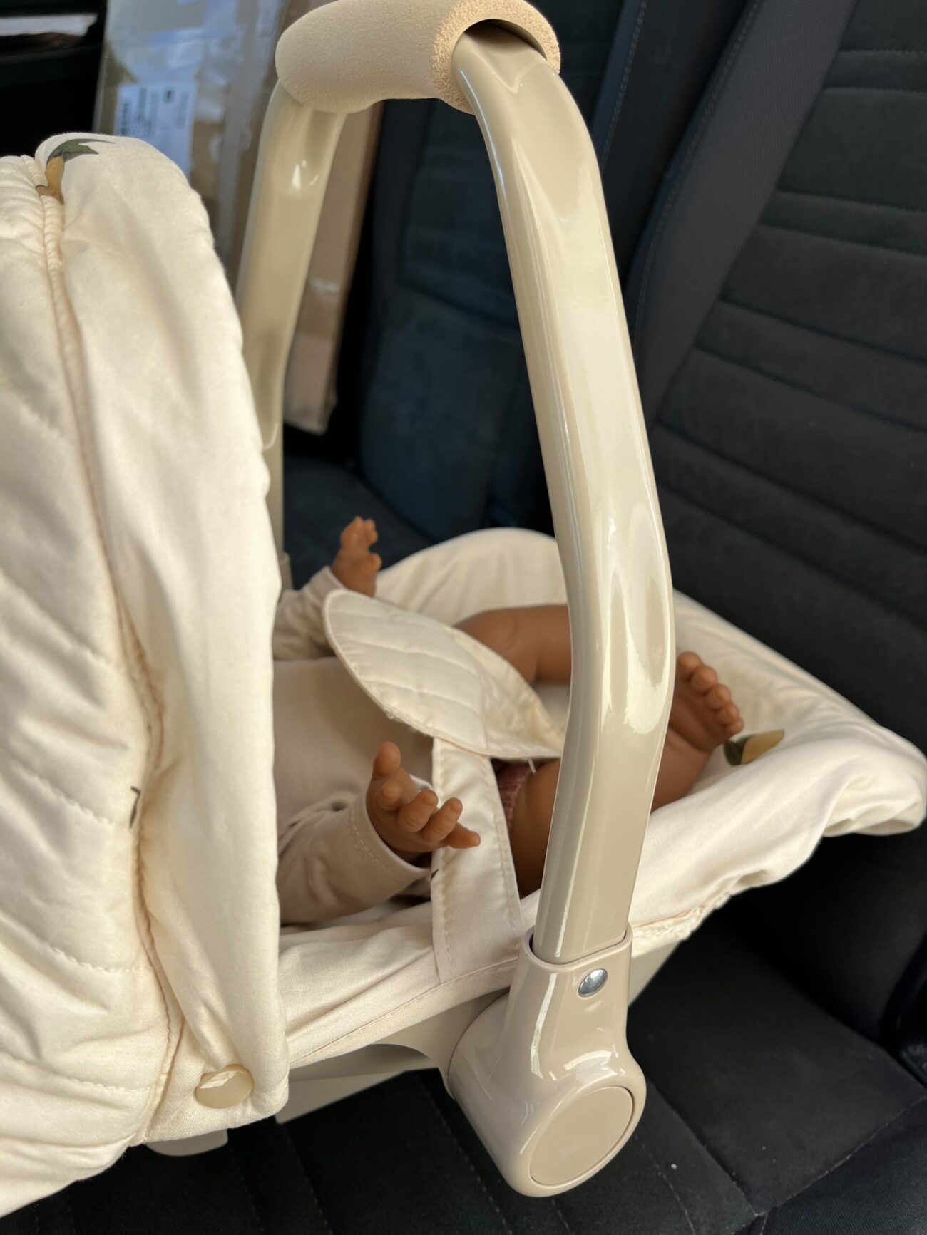 Siège auto poupée Konges Slojd