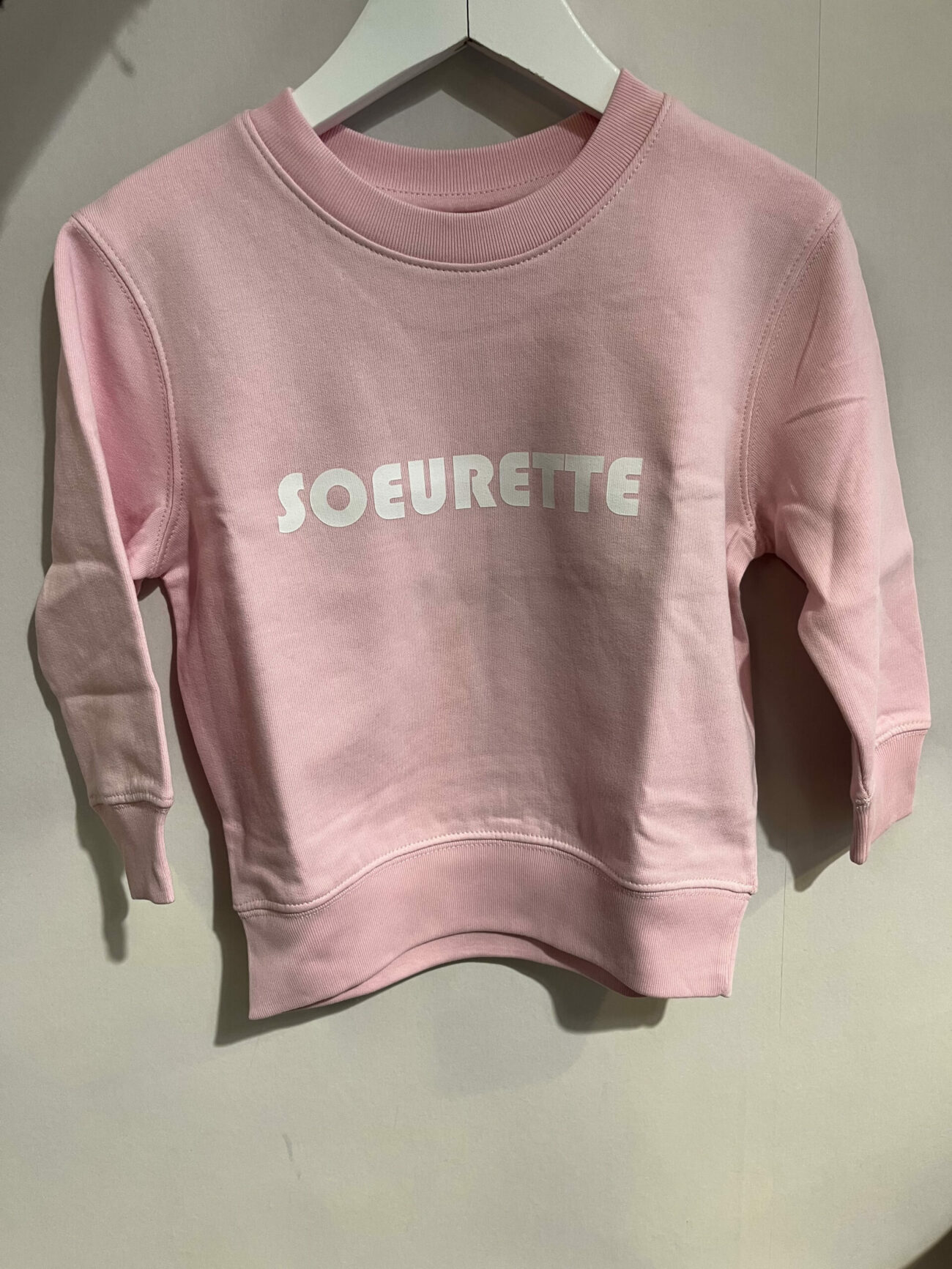 sweat soeurette Juliette en salopette