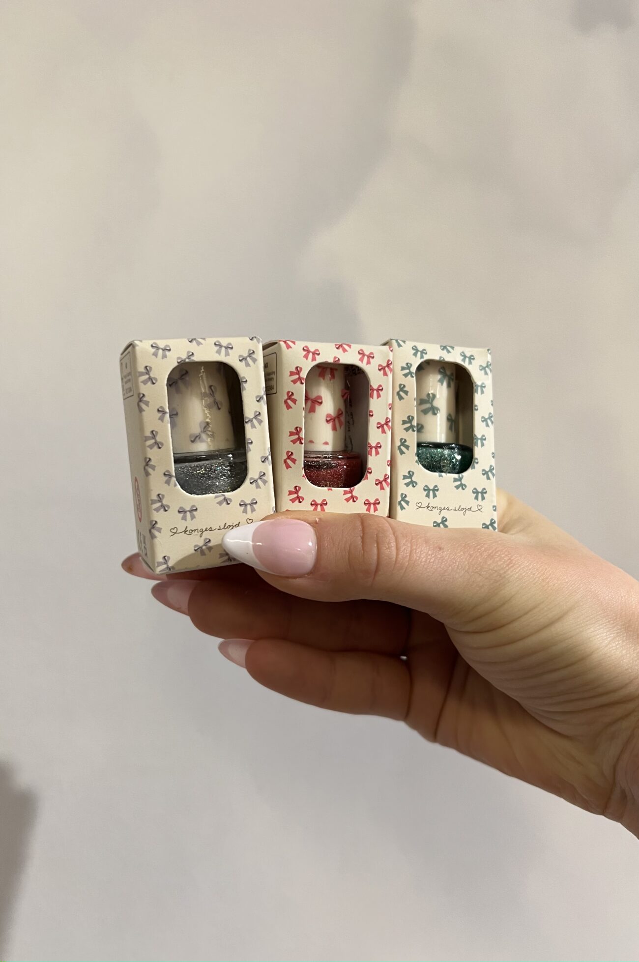 Vernis à ongles à paillettes – Image 2