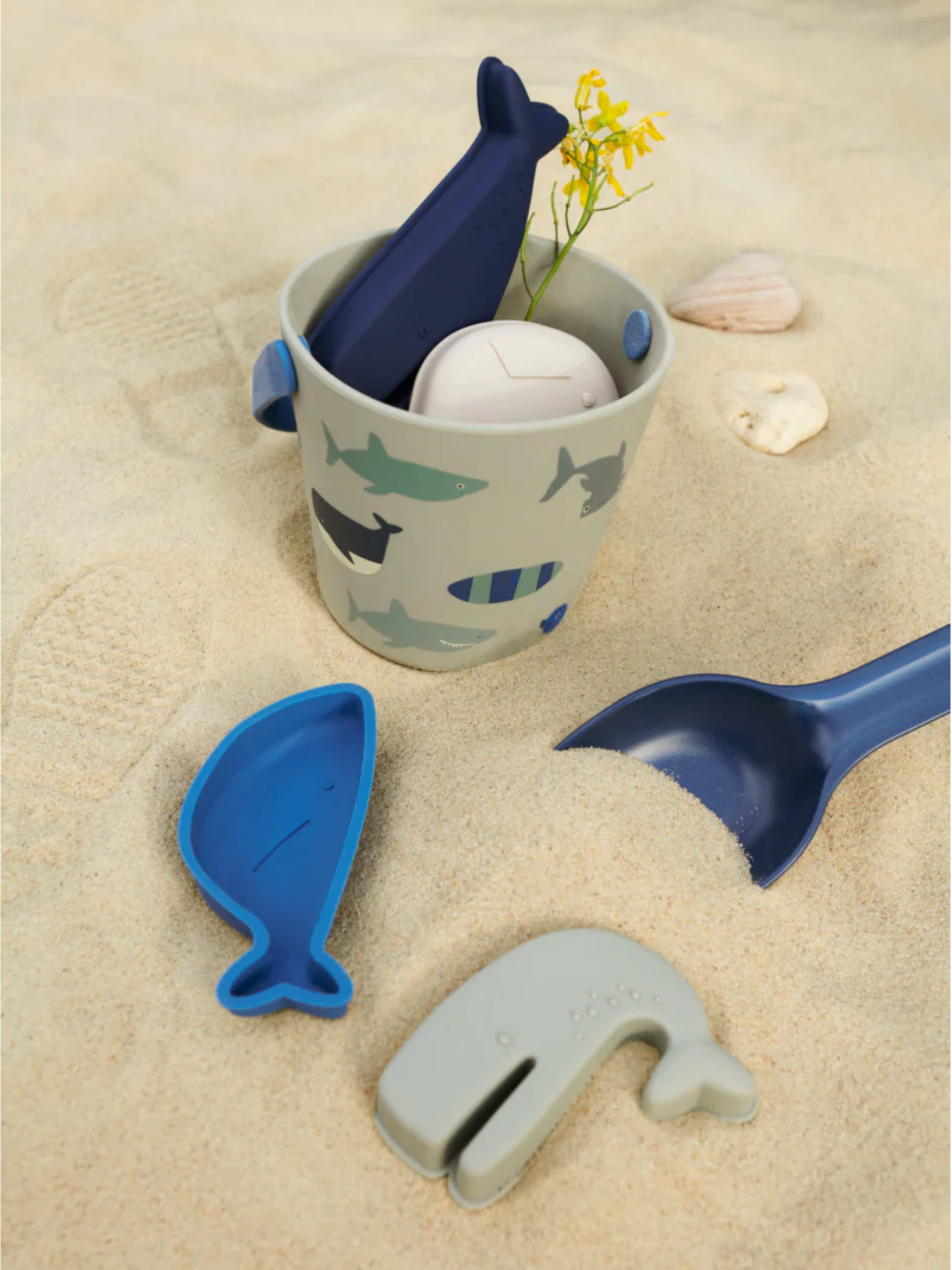 Set de plage - Requins – Image 3